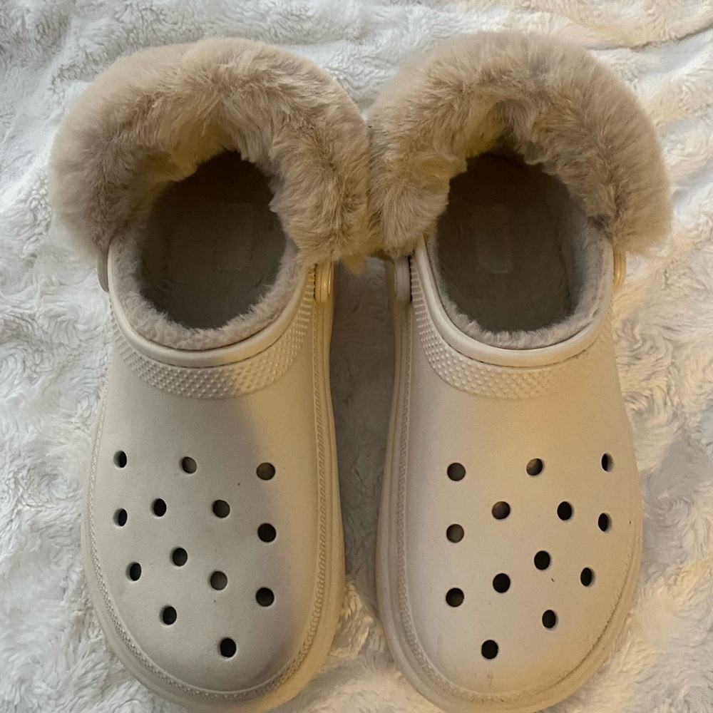 Cozy Beige Fleece-Lined Crocs